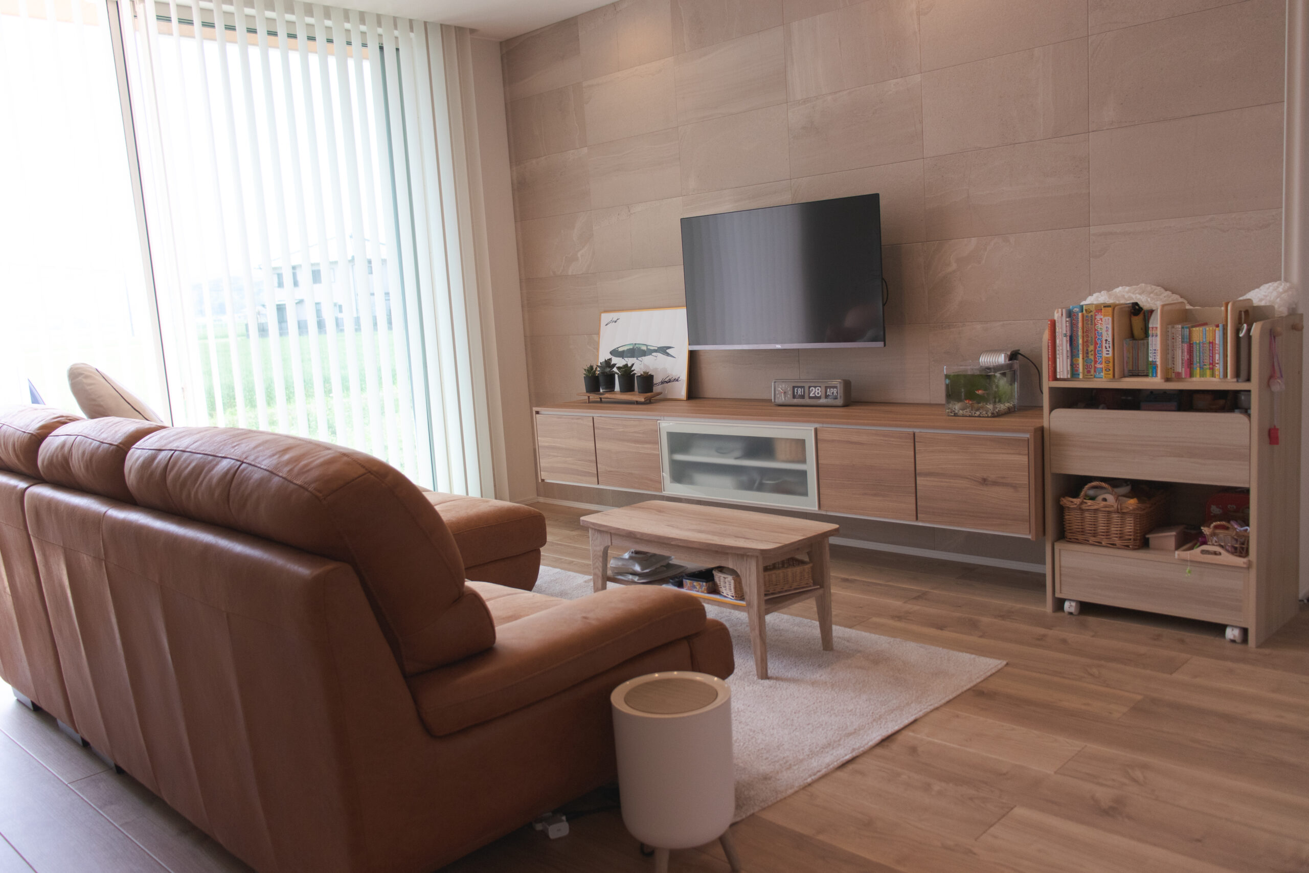 白×木目が織りなす、やさしく洗練されたデザイン住宅