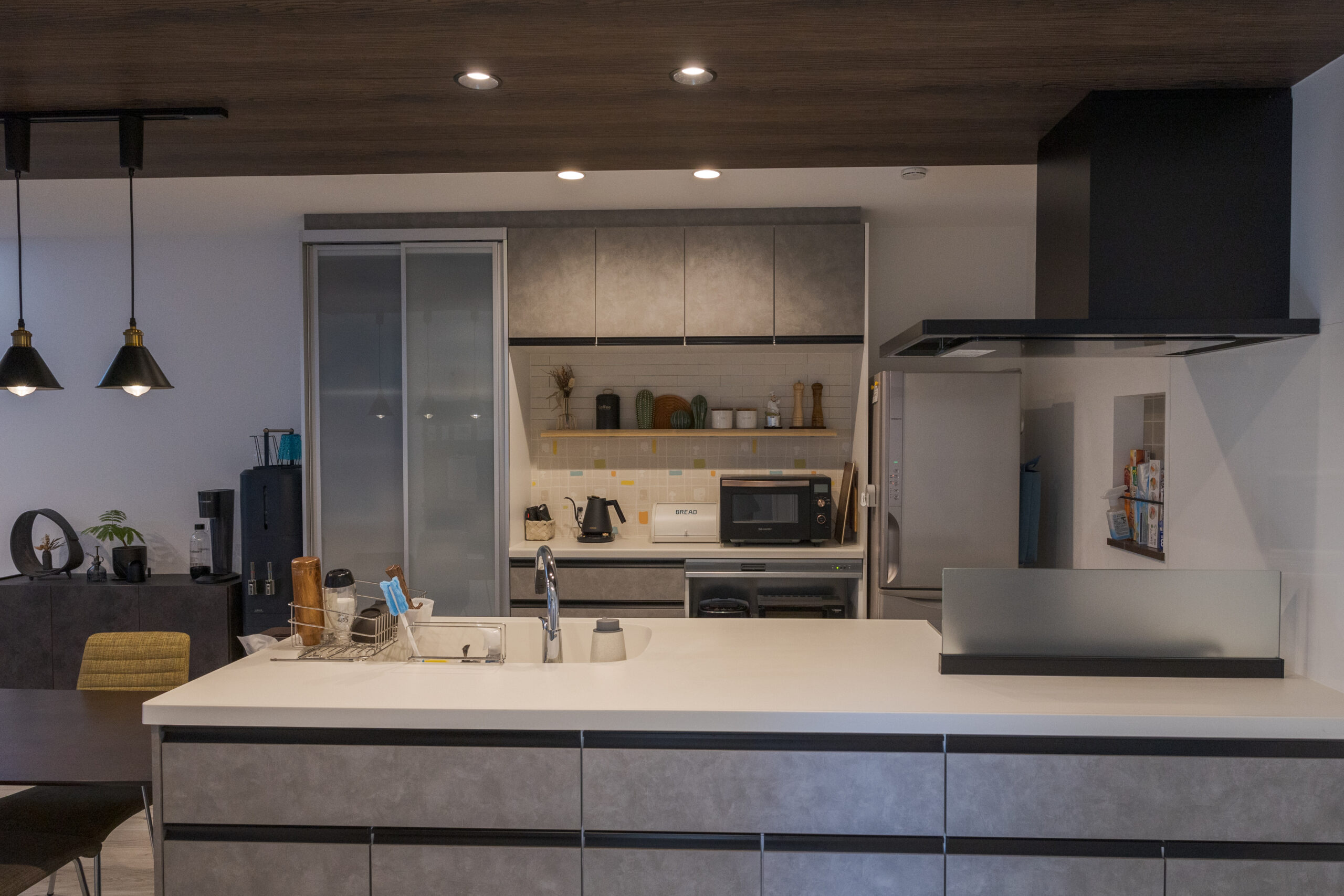 グリーン×ベージュのツートンが映える、心地よいおうち