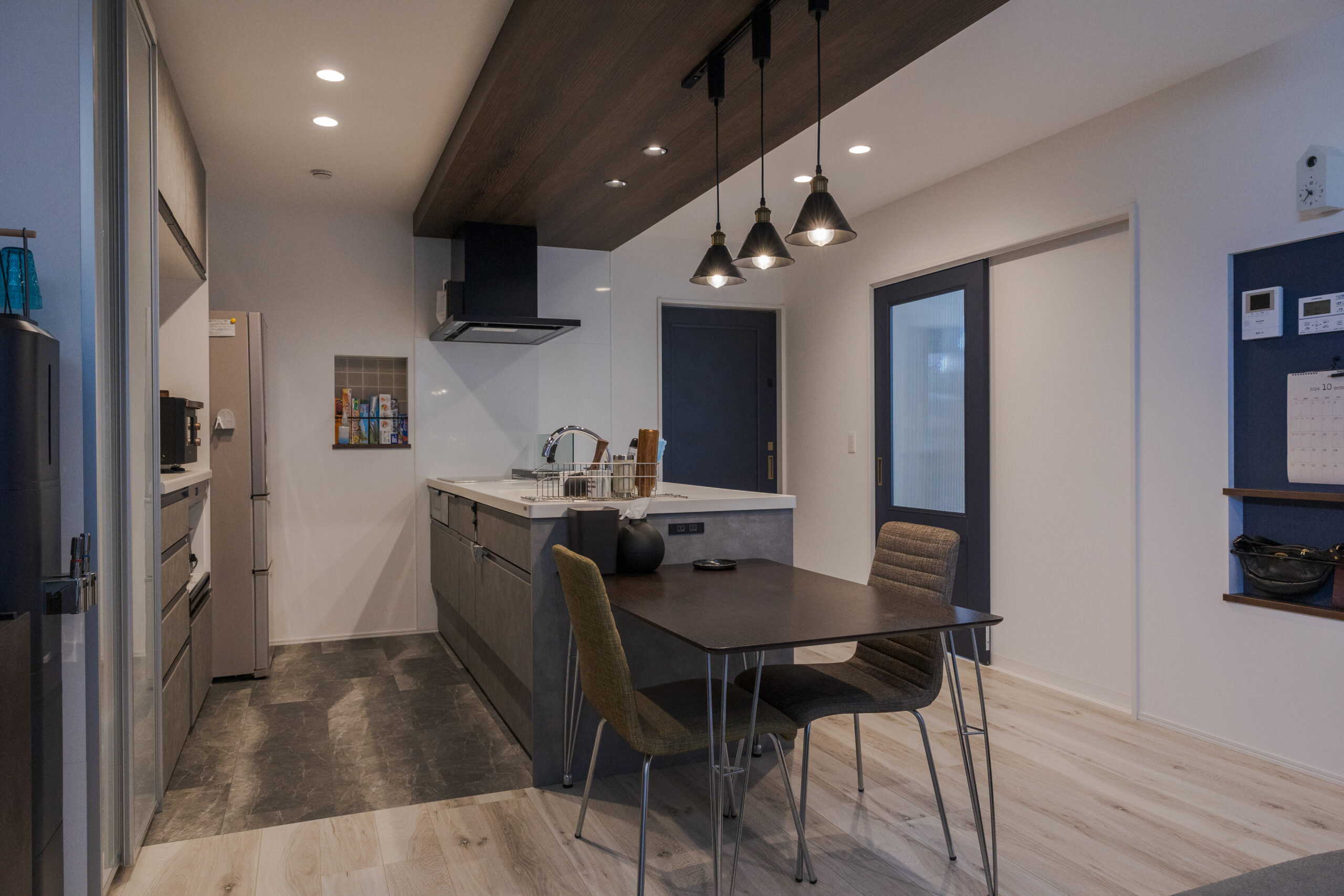 グリーン×ベージュのツートンが映える、心地よいおうち