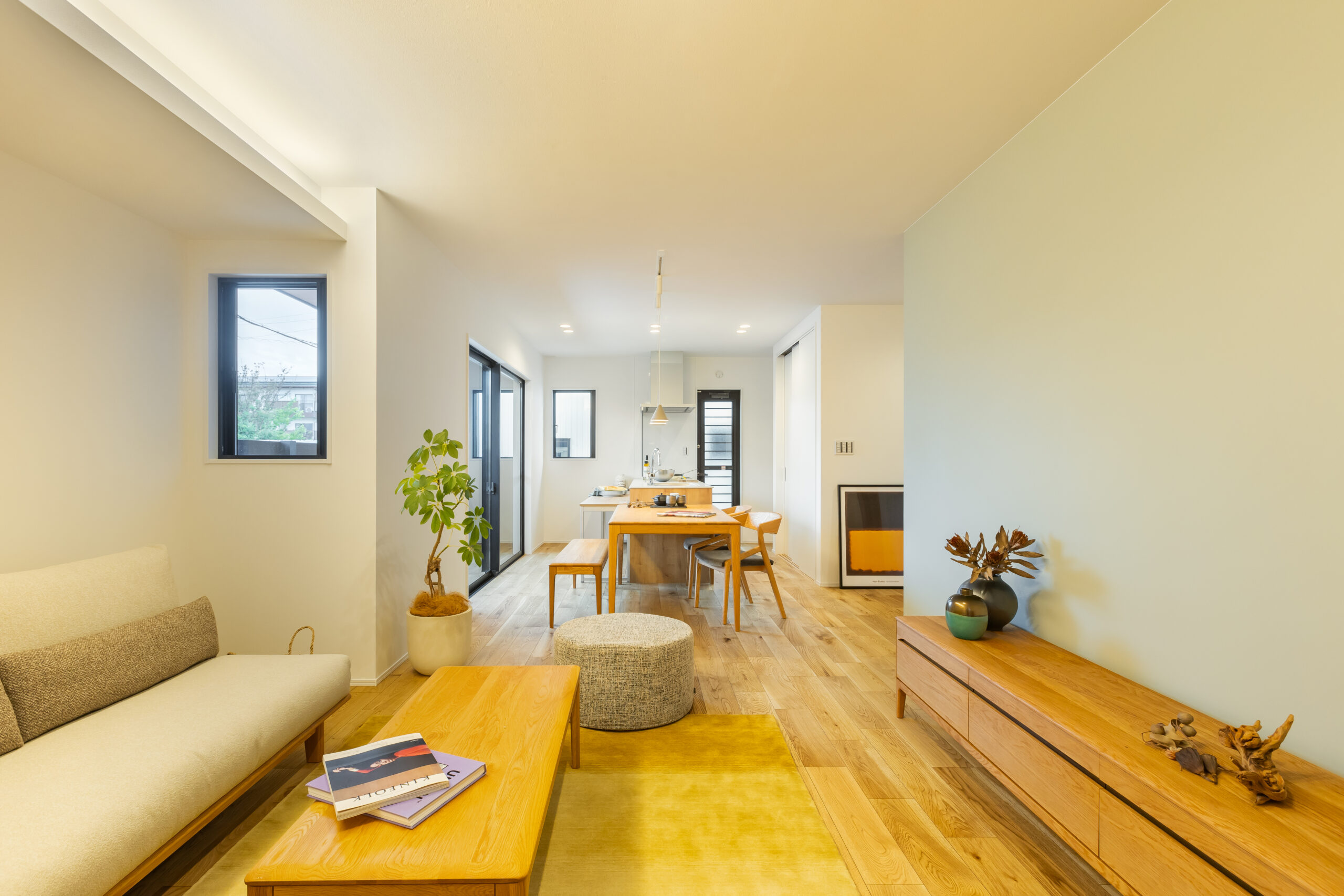 シックな和モダン平屋で叶える、上質な日常。