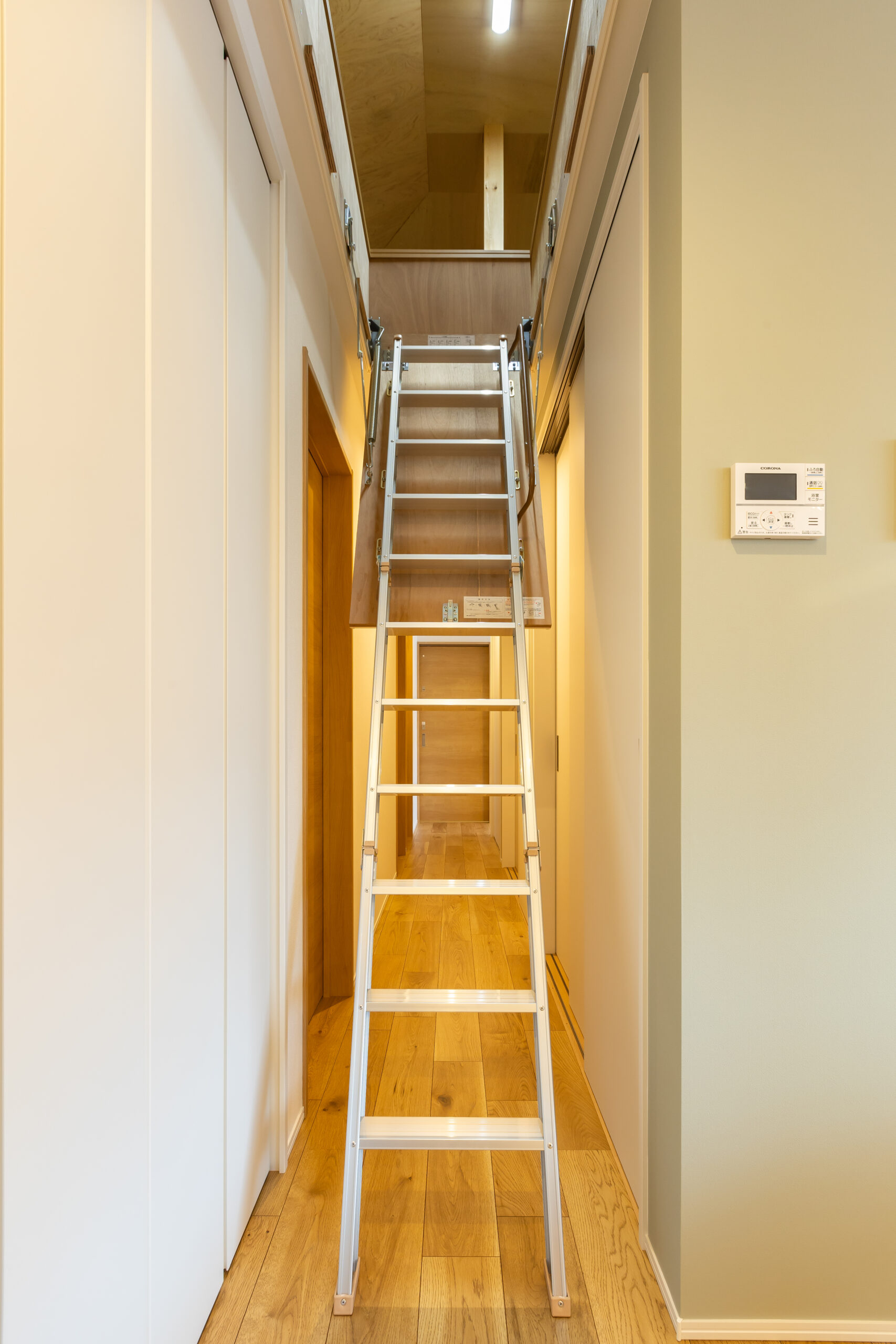 シックな和モダン平屋で叶える、上質な日常。