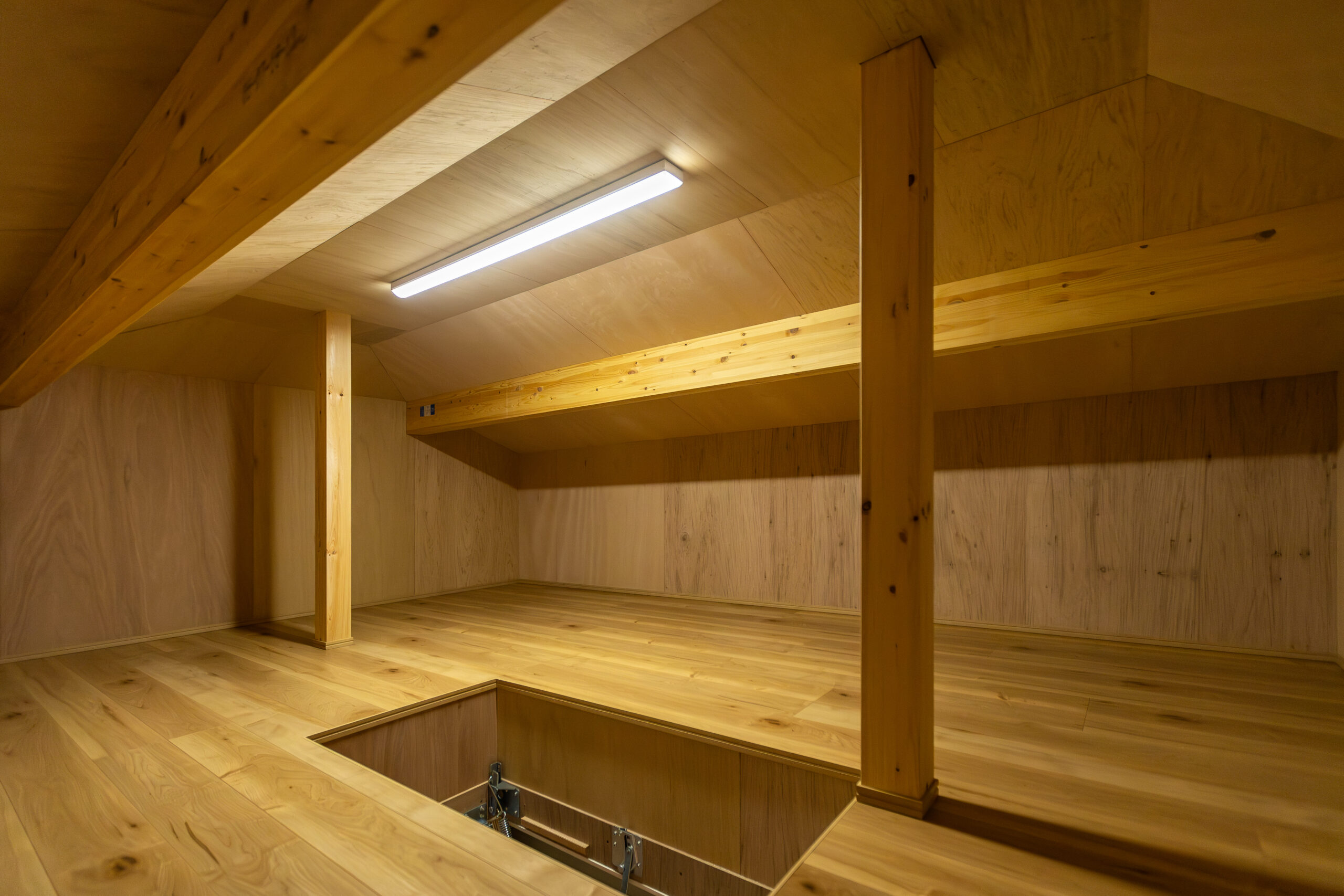 シックな和モダン平屋で叶える、上質な日常。