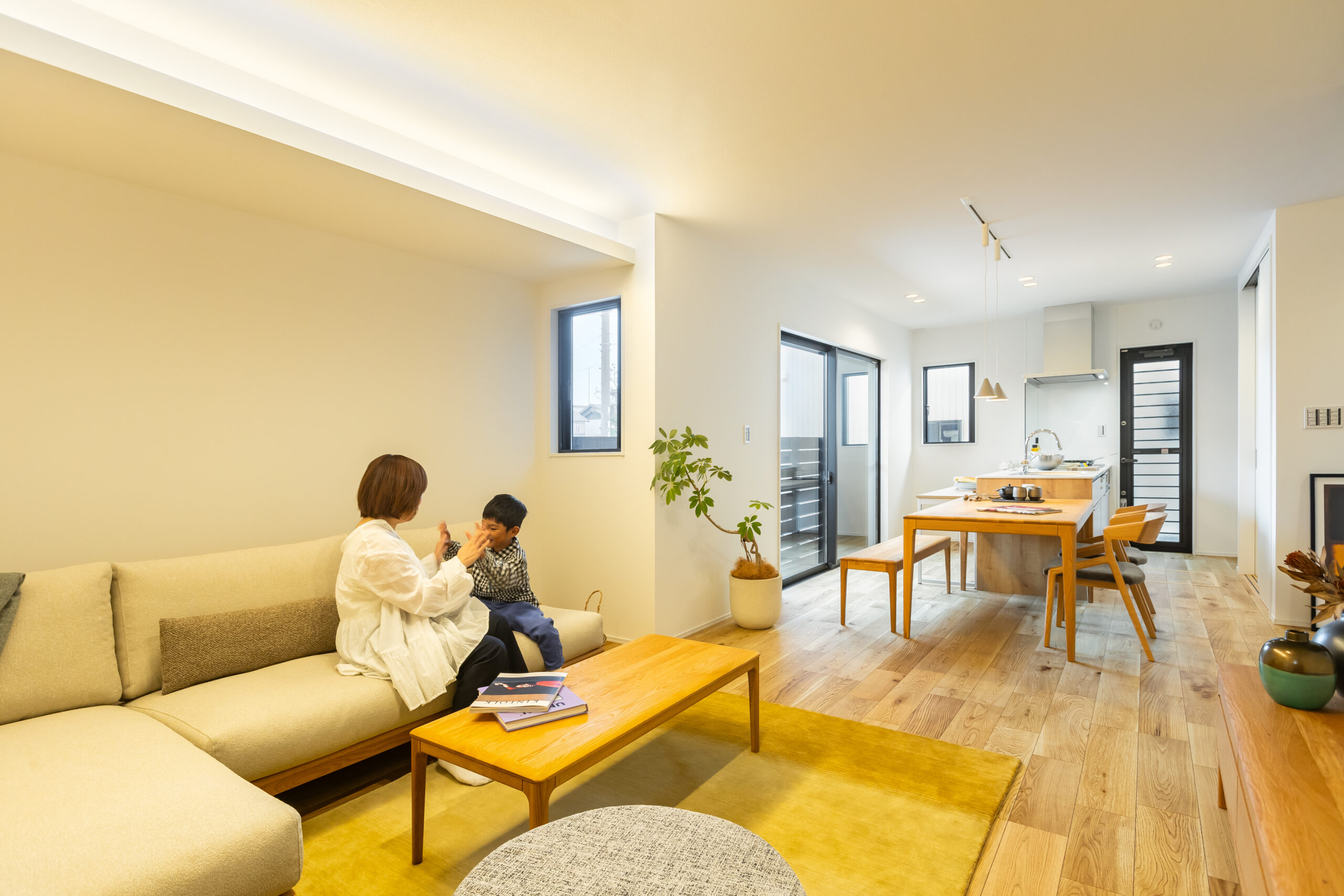 シックな和モダン平屋で叶える、上質な日常。